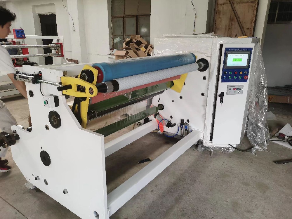 單軸砂紙復卷機-客戶定制